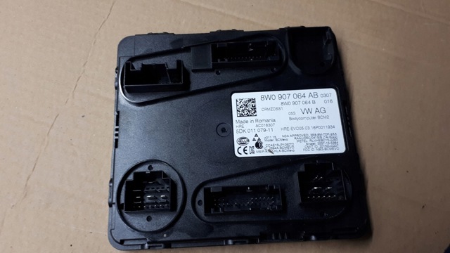 Блок управління комфорту 8W0907064AB VAG