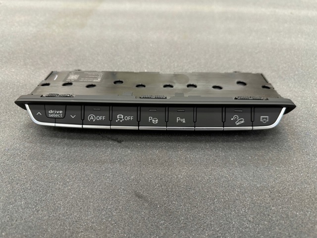 Блок кнопок центральної консолі 8W0925301BG VAG