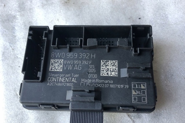 Блок комфорту передніх дверей 8W0959392H VAG