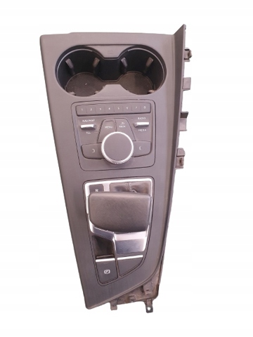 Центральна консоль торпеди 8W1864261C VAG