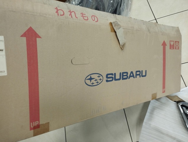 Облицювання радіатора 91121AJ001 SUBARU