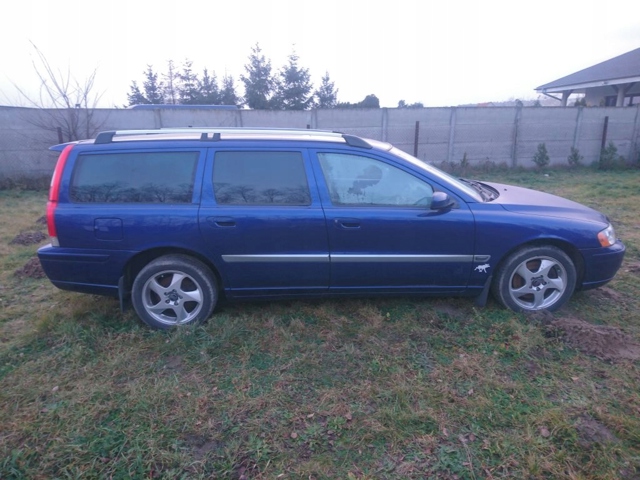 Бічна частина передня ліва 92032796 VOLVO
