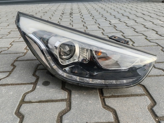 Права блок фара 921022SXXX HYUNDAI