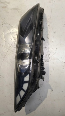 Фара комбінована, передня 921022T301 HYUNDAI
