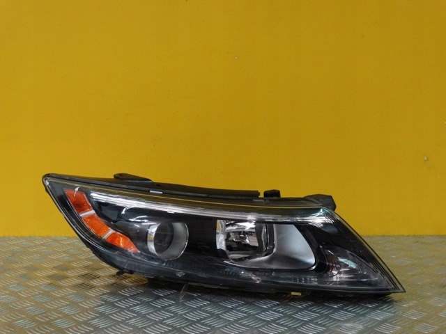 Права блок фара 921022T550 HYUNDAI