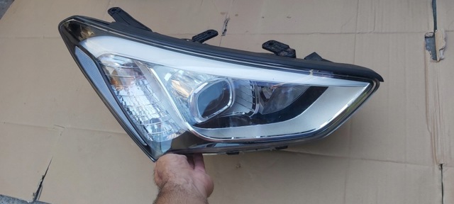 Фара комбінована, передня 921022W206 HYUNDAI