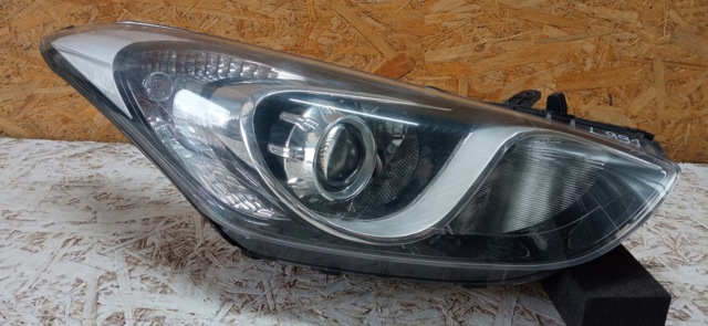Права блок фара 92102A6000 HYUNDAI