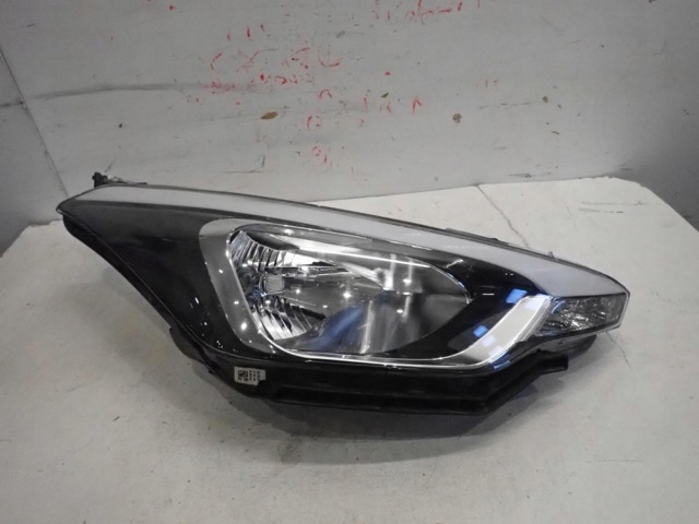 Фара передня права 92102C6000 HYUNDAI