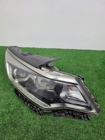Фара комбінована, передня 92102D4150 HYUNDAI