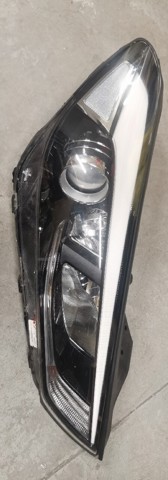 Фара передня права 92102D7101 HYUNDAI