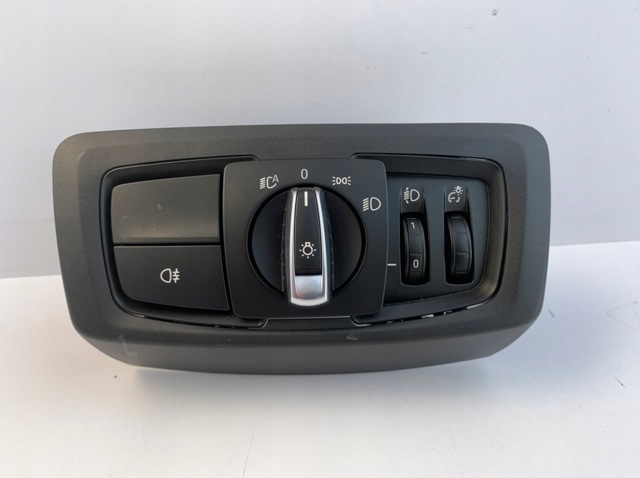 Перемикач світла фар, на "торпеді" 9311725 BMW