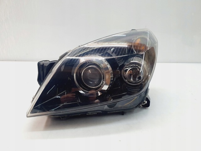 Фара передня права 93190389 OPEL