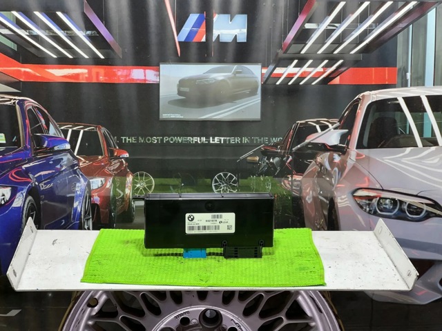 Комп'ютер бортовий 9321878 BMW