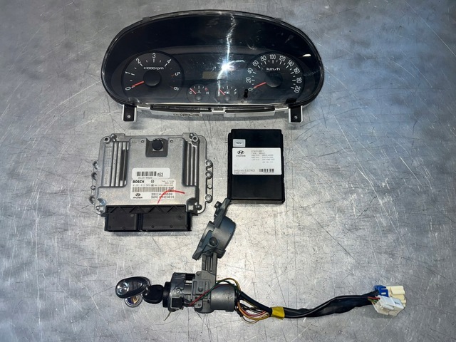 Щиток приладів додатковий 940034A650 HYUNDAI