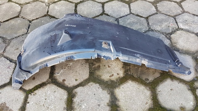 9438811101 Mercedes