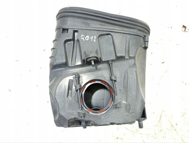 Корпус повітряного фільтра, правий 95B129607B PORSCHE