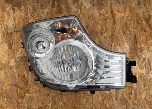 Права блок фара 9608200339 MERCEDES