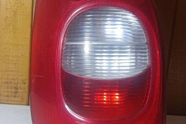 Ліхтар задній лівий 9631564080 PEUGEOT