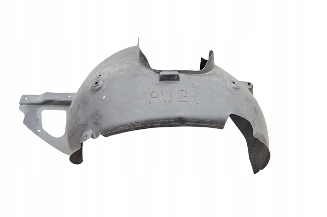 Підкрилок передній лівий 9673768880 PEUGEOT