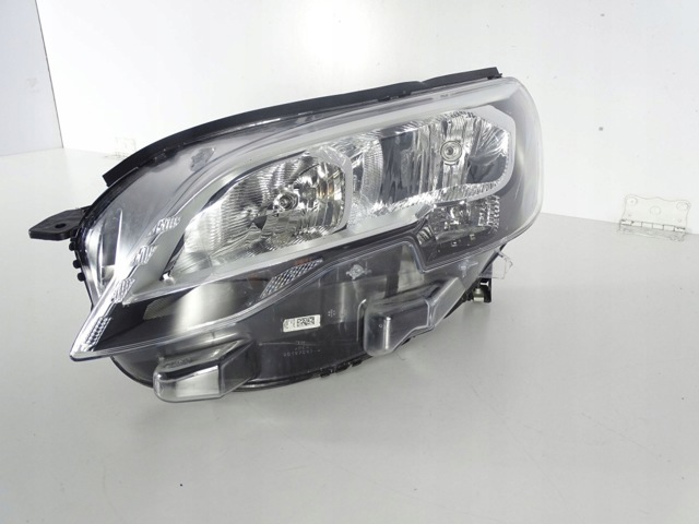Фара дальнього світла в зборі 9808572680 PEUGEOT