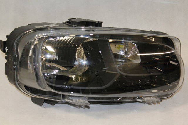 Фара комбінована, передня 9816825080 PEUGEOT