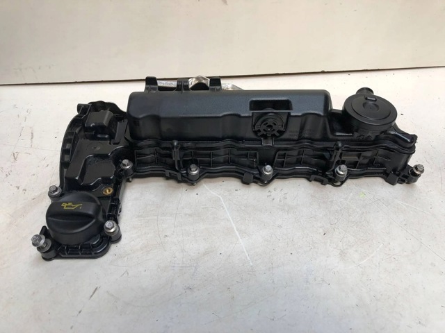 Кришка клапанна 9820991680 PEUGEOT