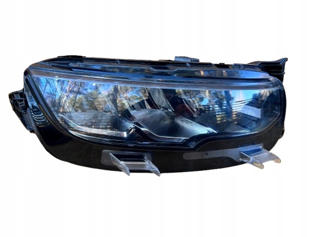 Права блок фара 9835610280 PEUGEOT