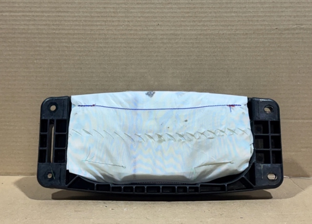 Подушка безпеки пасажира 985155DC0A NISSAN