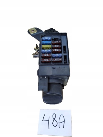 Корпус запобіжників A0005400372 MERCEDES