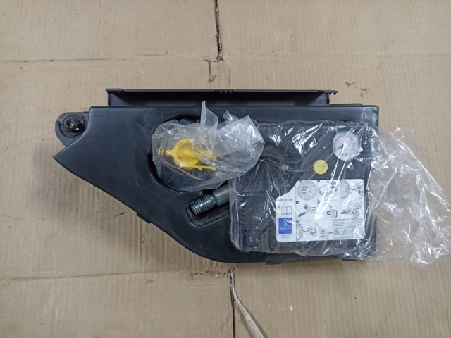 Компресор для підкачки шин A0005832202 MERCEDES