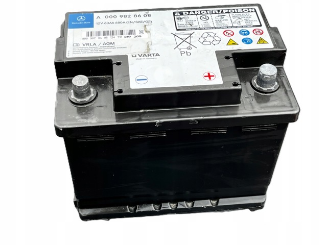 Акумулятор автомобільний A0009828608 MERCEDES