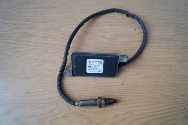 Датчик оксидів азоту NOX A0101539328 MERCEDES