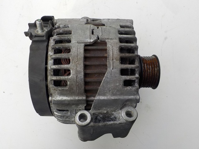 Генератор автомобільний A0131540502 MERCEDES