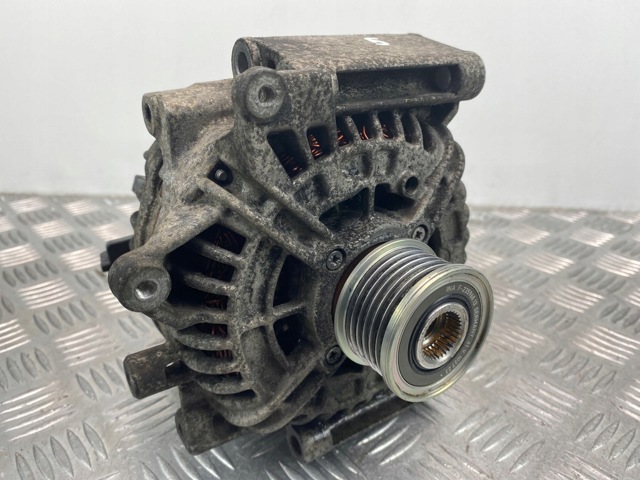 Генератор автомобільний A0131545902 MERCEDES