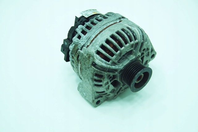 Авто генератор A0131548202 MERCEDES