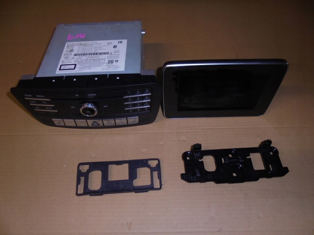 Зчеплення і комплектуючі A0262500501 MERCEDES