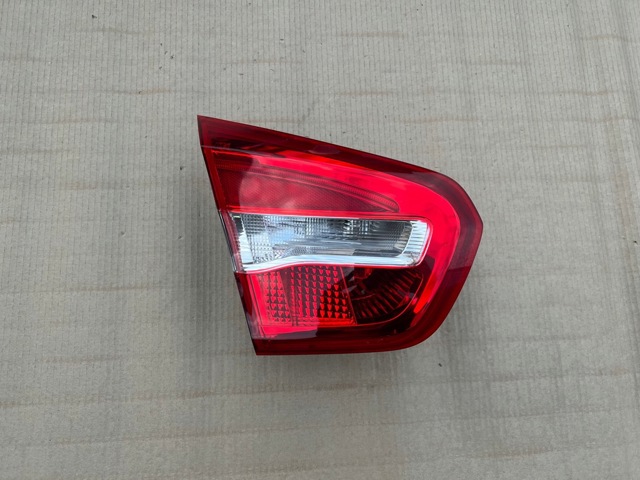 Задня ліва внутрішня фара A1569060358 MERCEDES