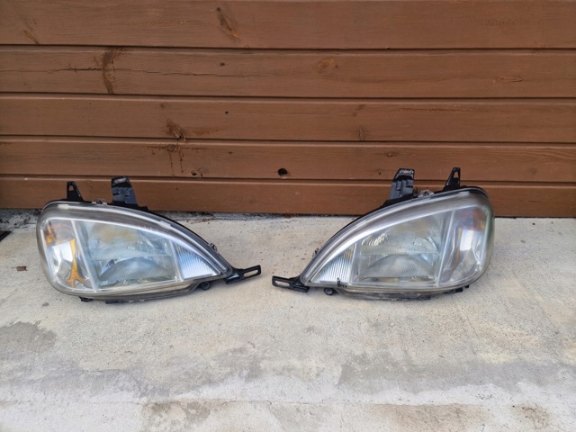 Фара передня права A1638203861 MERCEDES