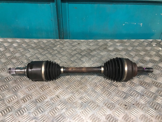Привід лівий A1643302701 MERCEDES