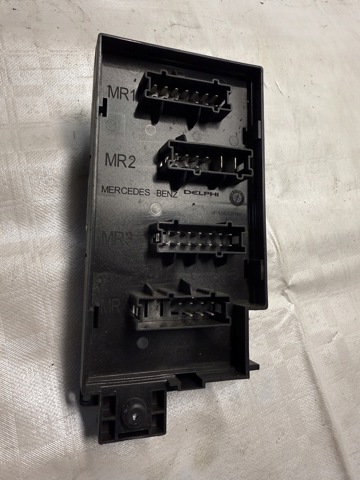 Коробка запобіжників A1645402972 MERCEDES