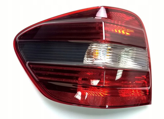 Задня ліва фара A1648202164 MERCEDES