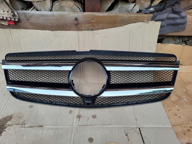 Решітка A1668850054 MERCEDES