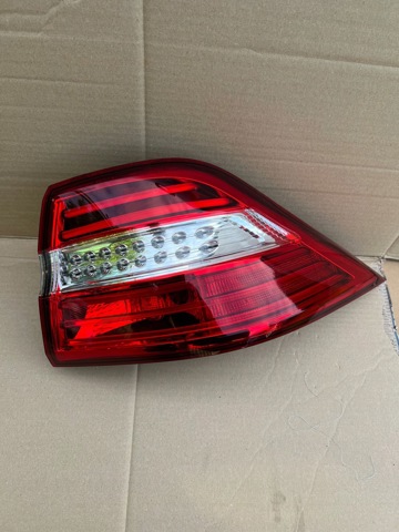 Задній правий стоп A1669063201 MARKET (OEM)