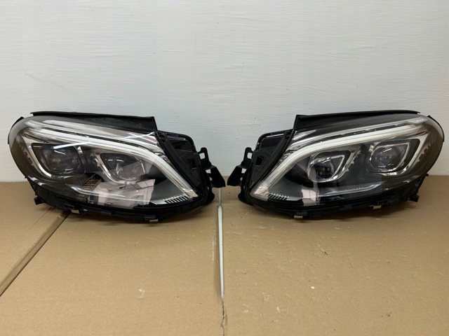 Фара основна права A1669065203 MERCEDES