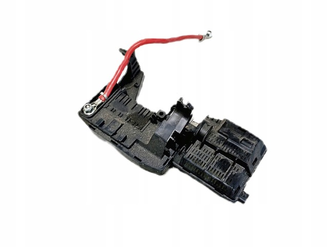 Коробка запобіжників A1669067701 MERCEDES