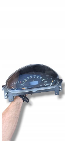 Щиток приладів A1685408811 MERCEDES