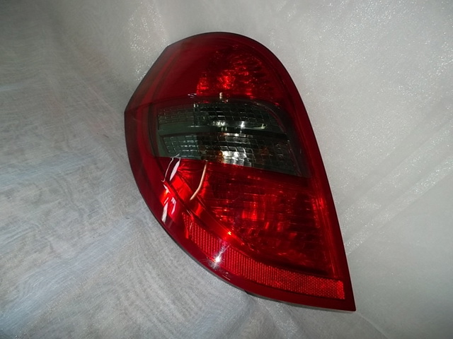 Задня ліва фара A1698202964 MERCEDES