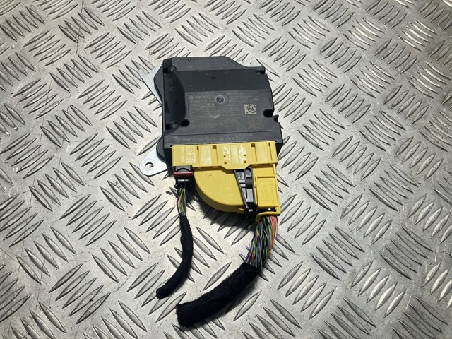 Модуль-процесор керування подушки безпеки A1779005513 MERCEDES
