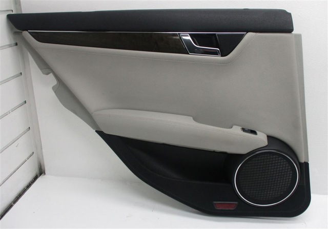 Стабілізатор передньої підвіски A2043231865 MERCEDES