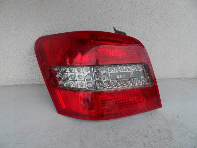 Задня ліва фара A2048202564 MERCEDES